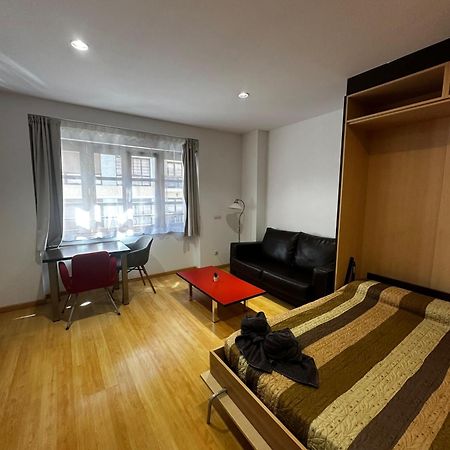 Estudio Centrico B4 โอเบียโด ภายนอก รูปภาพ