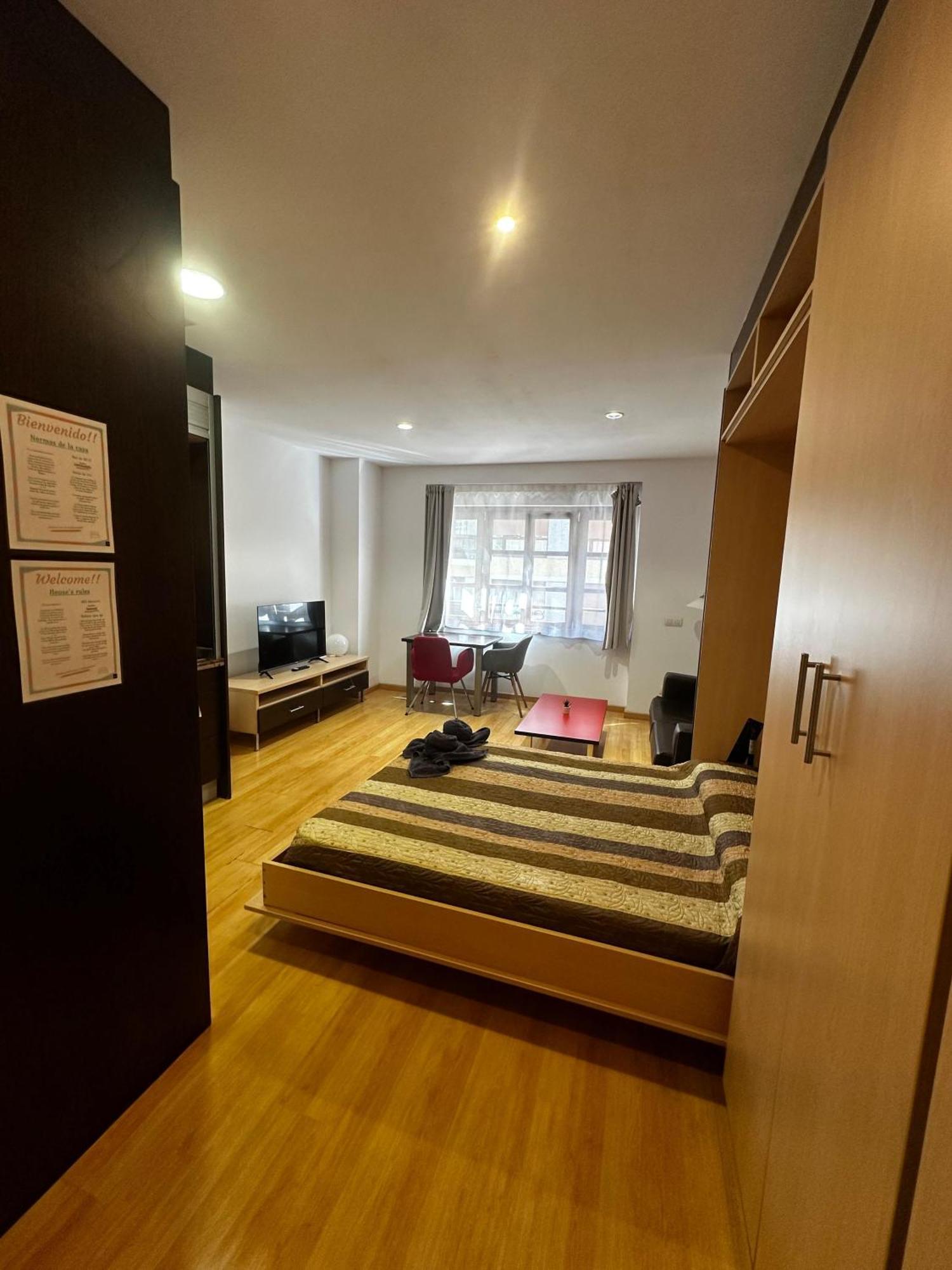Estudio Centrico B4 โอเบียโด ภายนอก รูปภาพ